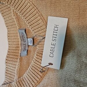 Cable Stitch Women's Sweater. Runs Small. NWT